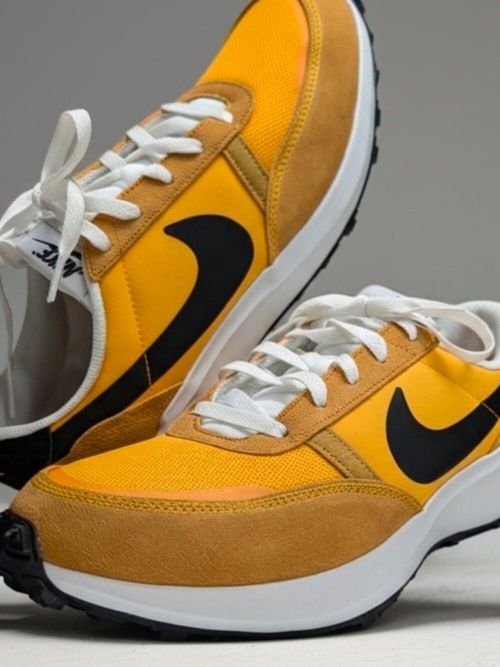 Nike Waffle One – Yellow/Black – Men’s Size 13